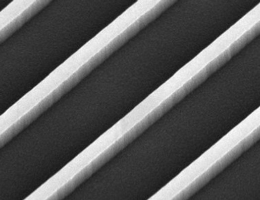 high aspect ratio Silicon Oxide grating nanometer pitch